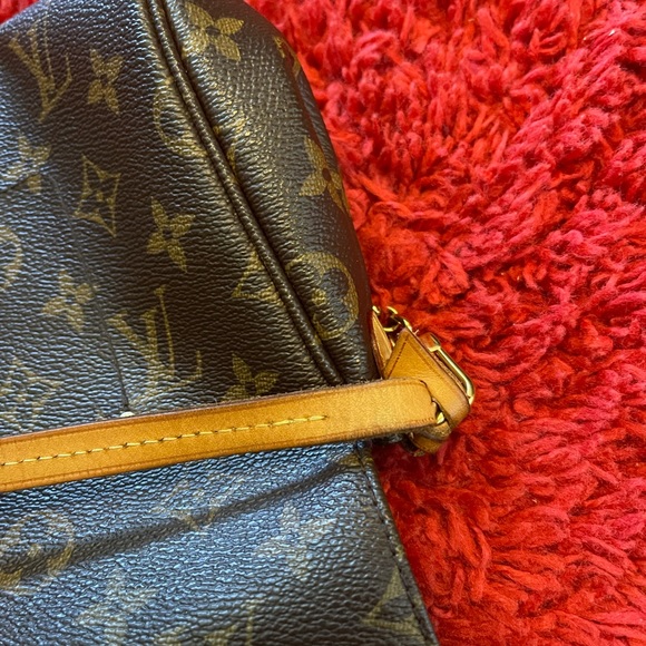 Louis Vuitton favorite MM - Picture 6 of 10